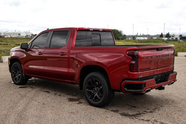 2023 Chevrolet Silverado 1500 RST CREWCAB 4X4 LEATHER in Cars & Trucks in Strathcona County - Image 2