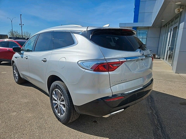 2022 Buick Enclave Essence AWD LEATHER 7 PASSENGER in Cars & Trucks in Red Deer - Image 4