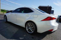 SAEFTY INCLUDED LOCAL ONTARIO CAR Very Clean AWD 3.5L V6 Lexus IS 300 Premium with Automatic Transmi... (image 3)
