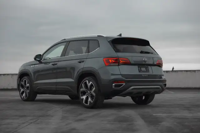 2023 Volkswagen Taos in Cars & Trucks in Delta/Surrey/Langley - Image 23