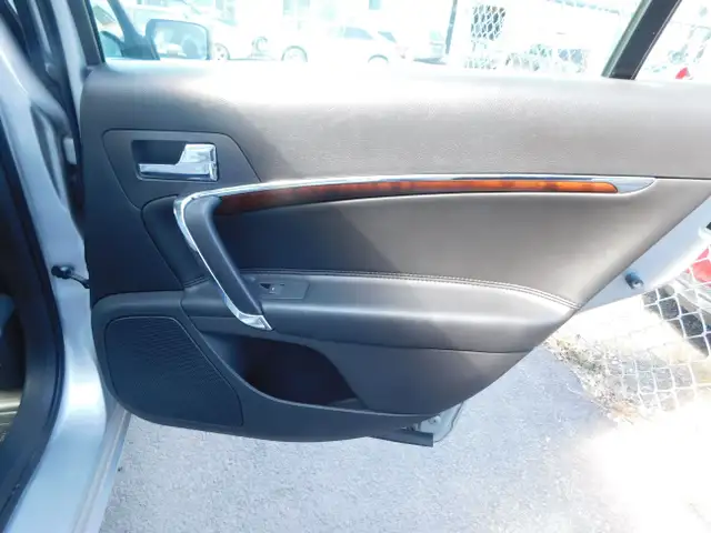 Lincoln MKZ Cuir Mags Sieges Chauffants/Climatisée TRES PROPRE 2 in Cars & Trucks in City of Montréal - Image 20