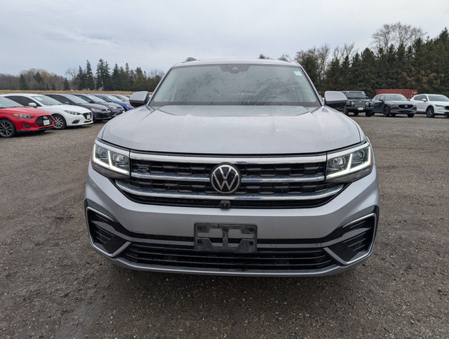 2021 Volkswagen Atlas R Line - Execline 3.6 FSI 4MOTION | Captai in Cars & Trucks in London - Image 3