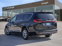 *18 inch Aluminum Wheels, Black Seats, Leather, Heated Seats, Apple CarPlay, Android Auto! * The ups... (image 3)