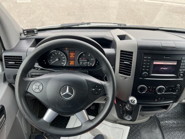 2017 Mercedes-Benz Sprinter Van Mercedes Sprinter 3500 - High Ro in Cars & Trucks in Oakville / Halton Region - Image 4