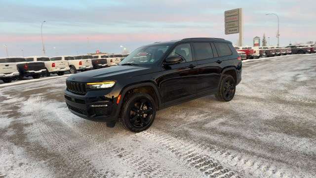 2023 Jeep Grand Cherokee L in Cars & Trucks in Edmonton - Image 3
