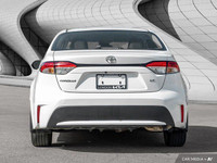 Experience effortless driving in this pristine 2022 Toyota Corolla LE, boasting a remarkably low 87,... (image 3)