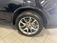 ENGINE: 6.2L HEMI V8 SUPERCHARGED SRT (STD),NIGHT MOVES,HAMMERHEAD GREY/BLACK LAGUNA LEATHER HIGH PE... (image 6)