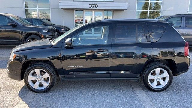 2014 Jeep Compass FWD 4dr Sport in Cars & Trucks in Ottawa - Image 2