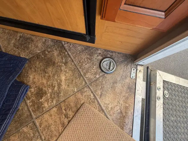 2014 KZ MXT 160 Toy Hauler in Travel Trailers & Campers in St. Albert - Image 29