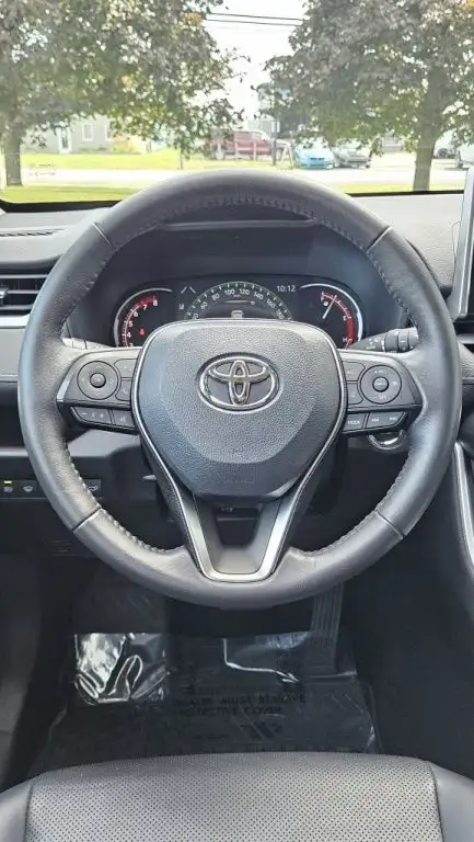 2021 Toyota RAV4 Limitée in Cars & Trucks in Longueuil / South Shore - Image 13