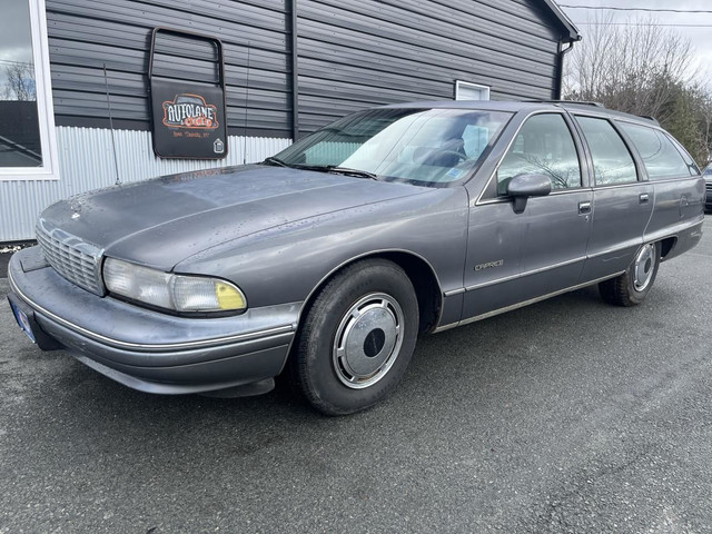 1992 Chevrolet Caprice Wagon VERY Clean!! Labrador Car REAR SEAT in Cars & Trucks in Bedford - Image 2