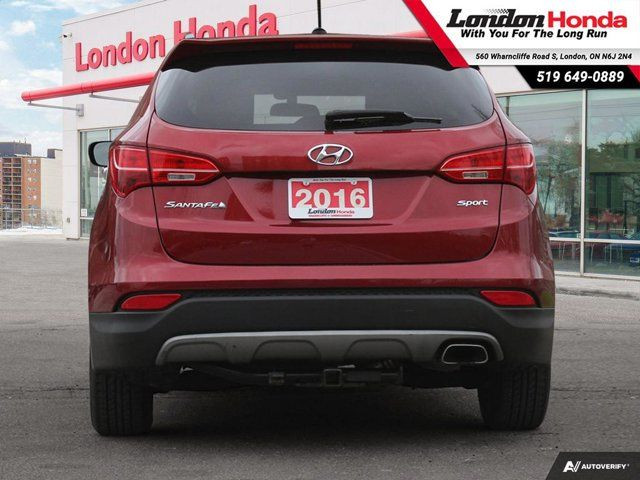 2016 Hyundai Santa Fe Sport Base|Heated Seats |Newer Tires in Cars & Trucks in London - Image 4