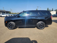 DURAMAX DIESEL | HEATED LEATHER FRONT BUCKET SEATS | HEATED REAR SEATS | HEATED STEERING WHEEL | PAN... (image 2)