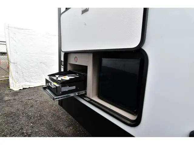 2025 East to West Alta 2810KIK in RVs & Motorhomes in Laurentides - Image 9
