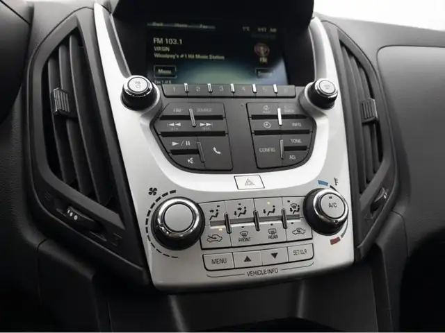 2016 Chevrolet Equinox LS | Rear View Camera | Bluetooth | Cruis in Cars & Trucks in Winnipeg - Image 21