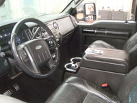 NORTH POINT MOTORS...CALL TEXT 780-224-7791 CHECK OUT THIS 09 F350 4X4 HARLEY DAVIDSON DIESEL . TRUC... (image 4)