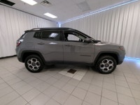 Built for adventure our 2022 Jeep Compass Trailhawk 4X4 is eager for action in Sting Gray! Motivated... (image 8)