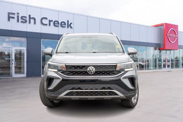 2022 Volkswagen Taos Comfortline | 18 Inch Wheels | Sunroof in Cars & Trucks in Calgary - Image 2