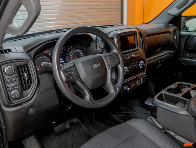 2022 Chevrolet Silverado 1500 CUSTOM 4X4 *GR REMORQ* CARPLAY BED in Cars & Trucks in Laurentides - Image 2
