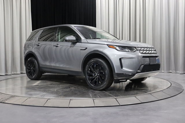 2020 Land Rover Discovery Sport SE 4x4 / Heated Leather / Sun... in Cars & Trucks in Edmonton