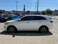 2016 Kia Sorento SX AWD - In Snow White Pearl - Touch screen - Backup camera - Heated seats (front a... (image 8)
