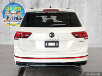 Experience the refined sportiness of this 2023 Volkswagen Tiguan Comfortline R-Line Black Edition. T... (image 4)