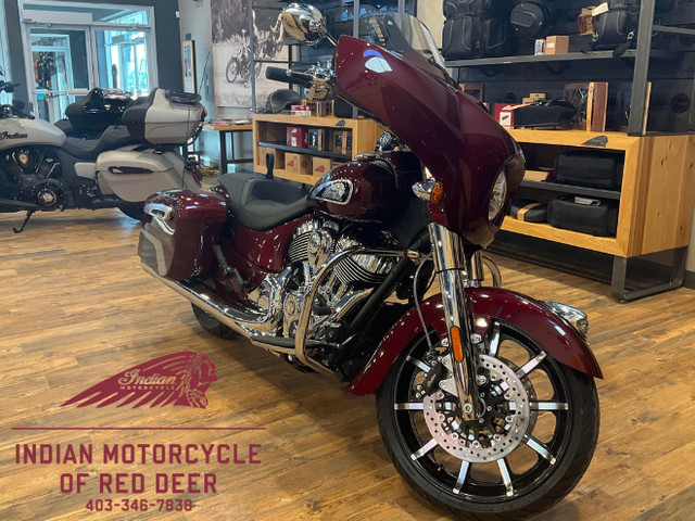 Chieftain Limited - Maroon - 0KM - 2YR WARRANTY! in Touring in Red Deer - Image 2