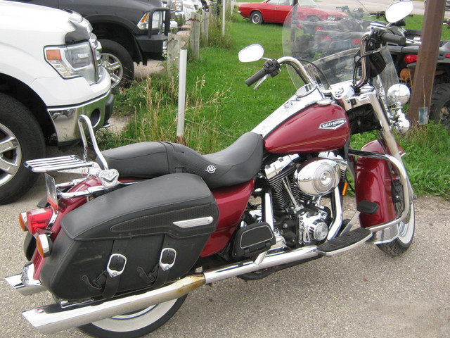 2005 HARLEY DAVIDSON RoadKing Bike in Cars & Trucks in Winnipeg - Image 4