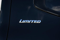 limited hybride trd, crew max, sieges en cuir, sieges chauffant, sieges ventilé, sieges electrique,... (image 6)