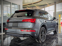 Comes equipped with: Power Trunk, Power Mirrors, Sunroof , Load Bearing Exterior Rack, Shark fin ant... (image 4)