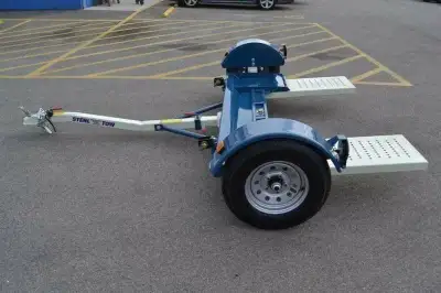 Car tow Dolly With Electric Brakes $2799 Snow bird Rv special Save $$$$ Tow your car to Florida this...