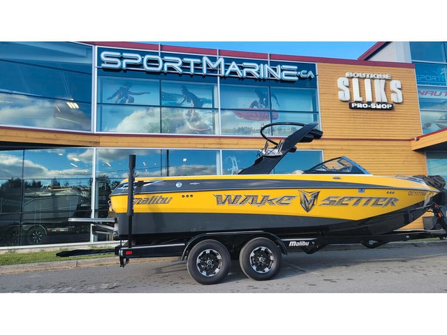 2008 Malibu 23 LSV Wakeboard Wakesurf Très propre in Powerboats & Motorboats in Granby