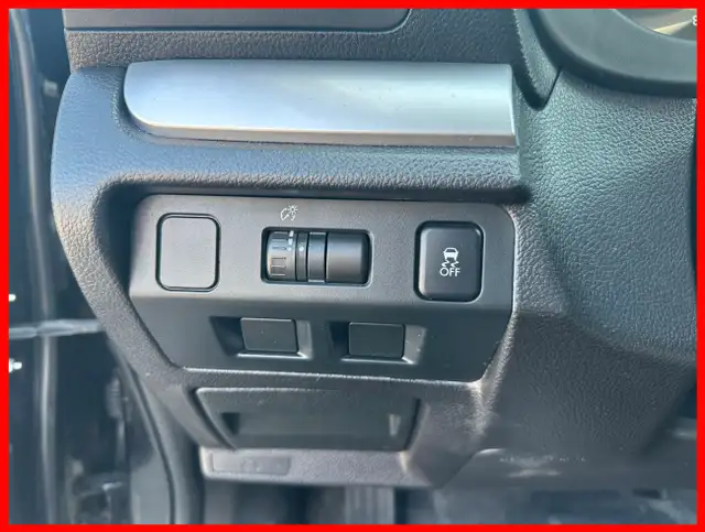 2013 Subaru XV Crosstrek CVT 2.0i TOURING PACKAGE *SUNROOF/BACKU in Cars & Trucks in London - Image 13