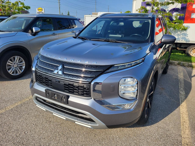 2022 Mitsubishi Outlander GT in Cars & Trucks in Barrie