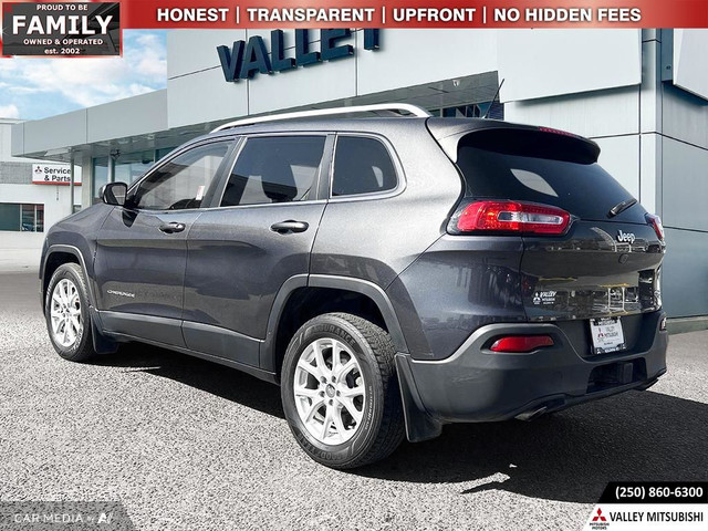 2014 Jeep Cherokee FWD, 3.2l V6, CAMERA, TOUCH SCREEN, ALLOYS in Cars & Trucks in Kelowna - Image 4