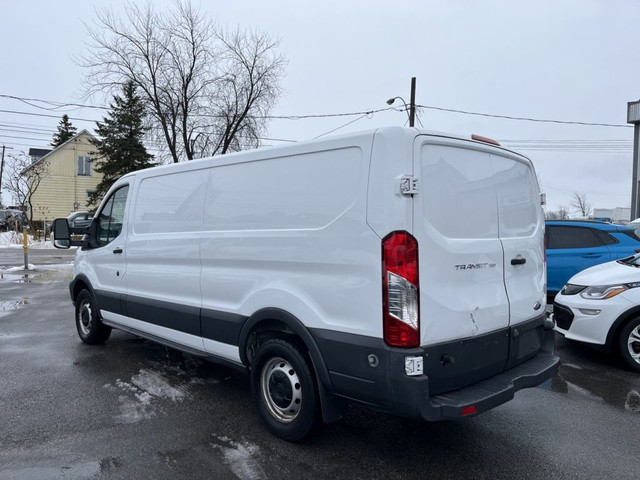 2015 Ford Transit fourgon utilitaire T-150 in Cars & Trucks in Laval / North Shore - Image 2