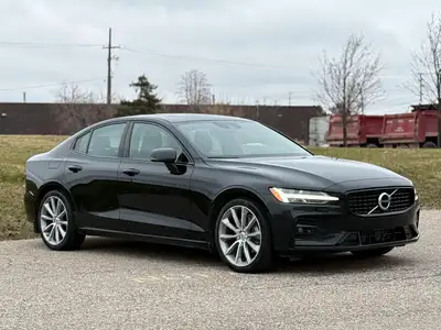 EXCEPTIONALLY CLEAN 2020 VOLVO S60 B5 AWD ACCIDENT FREE CARFAX BACKUP CAM ADAPTIVE CRUISE HEATED SEA...
