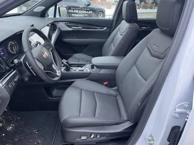 2025 Cadillac XT6 AWD Sport in Cars & Trucks in Edmonton - Image 14
