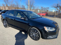  2014 Volkswagen Jetta Highline ** NAV, HTD LEATH, SNRF **