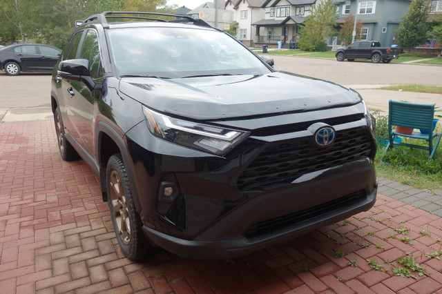 2023 Toyota RAV 4 XLE Hybrid Woodland Edition in Cars & Trucks in Fort McMurray - Image 2