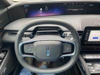The 2025 Nautilus is a new take on the midsize favourite Lincoln. The front end and signature grill... (image 6)