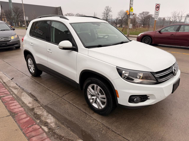 2017 Volkswagen Tiguan 2WD 4dr in Cars & Trucks in Hamilton - Image 3