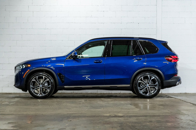 2025 BMW X5 xDrive40i | Edition 25 Jahre | Affichage tête in Cars & Trucks in City of Montréal - Image 4