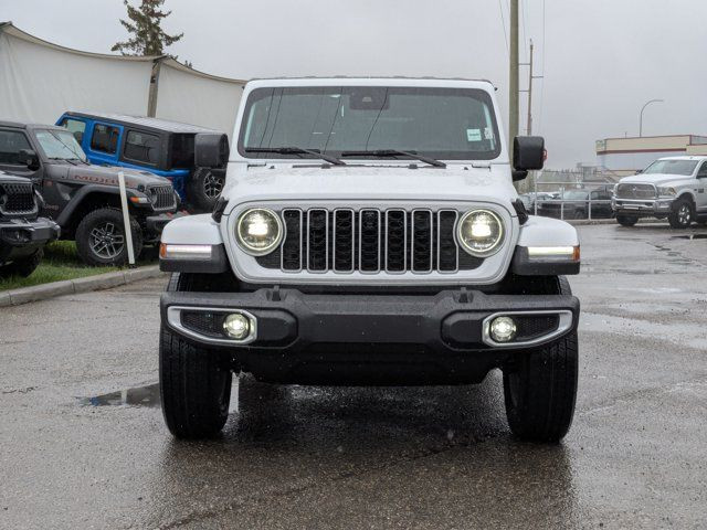 2025 Jeep Wrangler Sahara - McKinley Leather Seats - Technology in Cars & Trucks in Calgary - Image 2