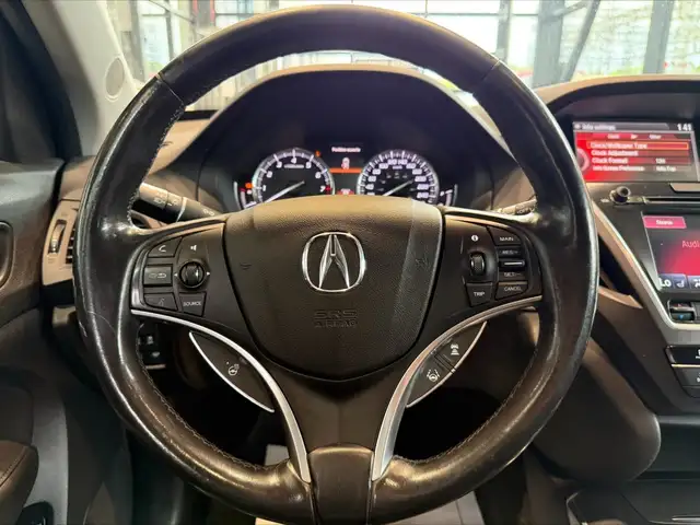 2017 Acura MDXSH-AWD 4dr in Cars & Trucks in City of Montréal - Image 18