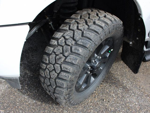2025 Ram 3500 Big Horn 4x4, 8-Spd ZF, Dual Wireless Charging in Cars & Trucks in Calgary - Image 2