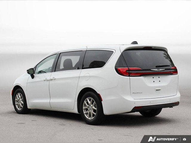 2024 Chrysler Pacifica Touring L in Cars & Trucks in Hamilton - Image 3