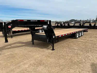 NEW 2025 SWS 8.5 x 26' Gooseneck Trailer Tri Axle 3 x 7000 lb Axles w/ Electric Brakes on all Axles...