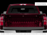 Z71 Off-Road *Double Cab 4x4 *5.3L V8 *True North Edition *40/20/40 Premium Heated Cloth Bench Seat... (image 6)