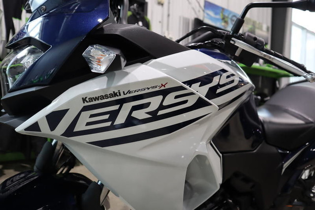 2022 Kawasaki Versys X 300 White/Blue *ON SALE* in Touring in Edmonton - Image 2